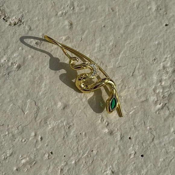 Snake non-pierced ear cuff with CZ diamonds -  Gold - Picture 3 of 4